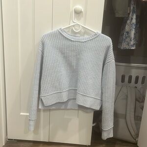 Aeropostale sweater size small. Only wore 3 times not stains or rips